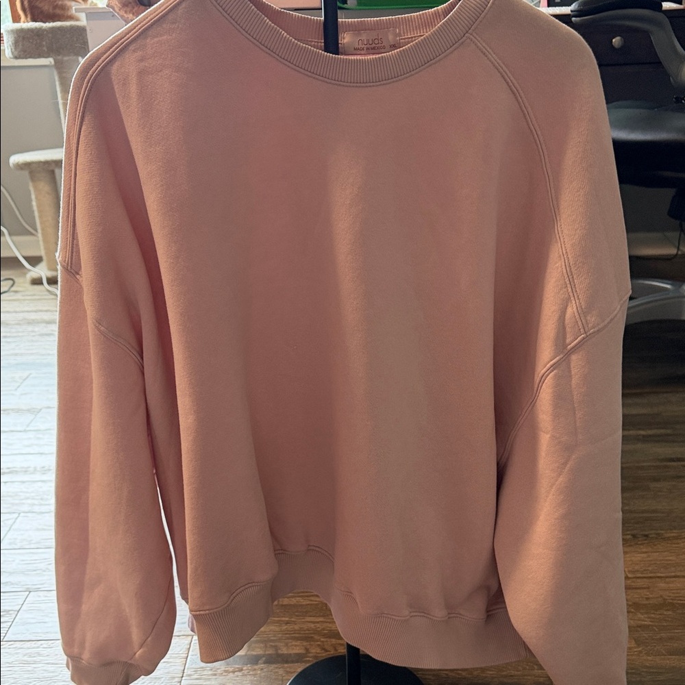 nuuds crewneck in Ballet